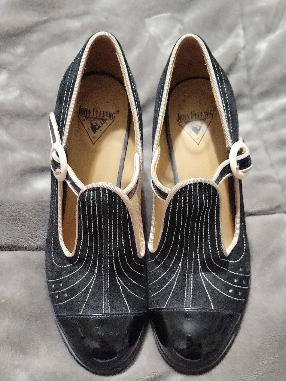 John Fluevog Black Heels with Cream Trim and Round Buckle - Picture 3 of 9